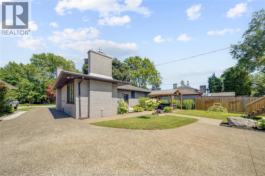 2777 Rockwell Boulevard, Windsor, Ontario  N9E 2A2 - Photo 47 - 26017944