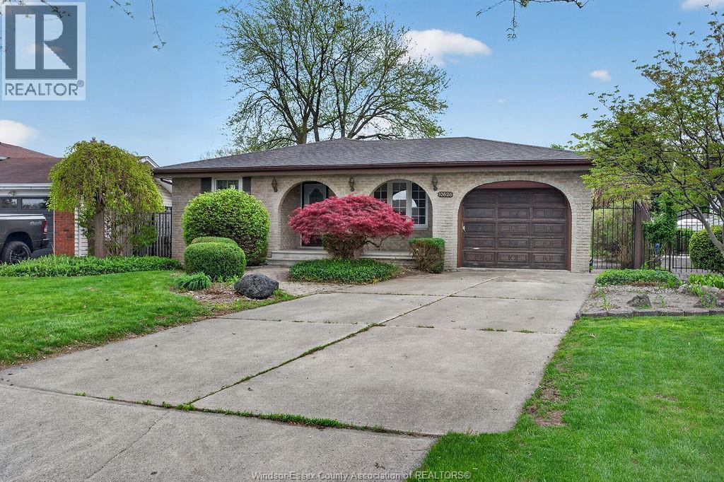 10626 Keating Crescent, Windsor, Ontario  N8R 1T5 - Photo 2 - 26018049