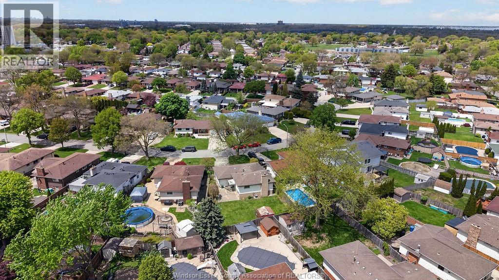 10626 Keating Crescent, Windsor, Ontario  N8R 1T5 - Photo 36 - 26018049