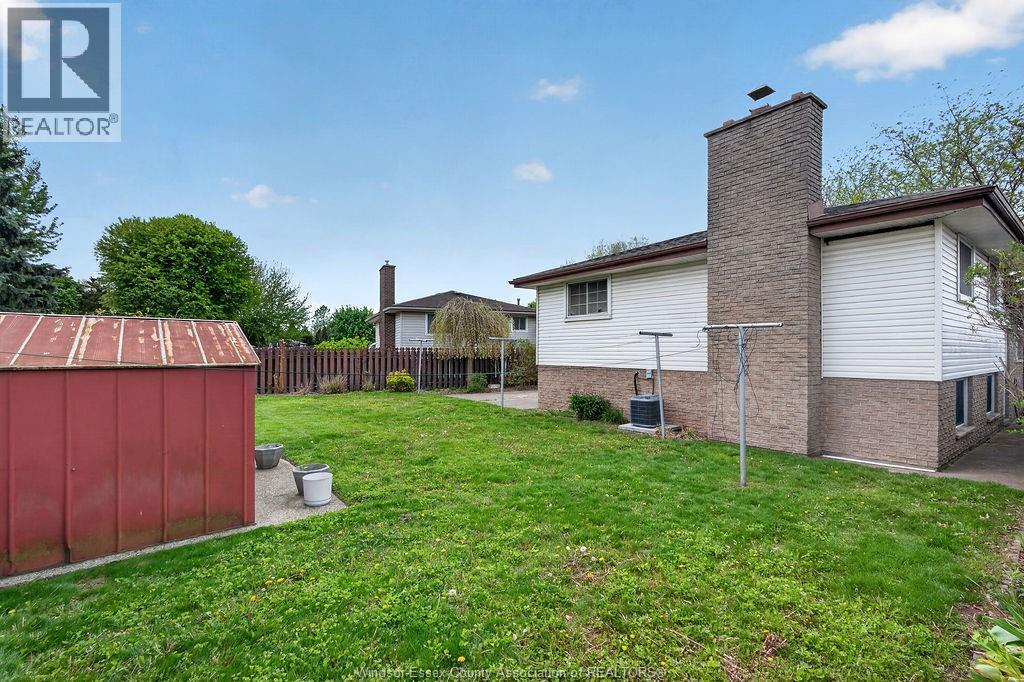 10626 Keating Crescent, Windsor, Ontario  N8R 1T5 - Photo 38 - 26018049