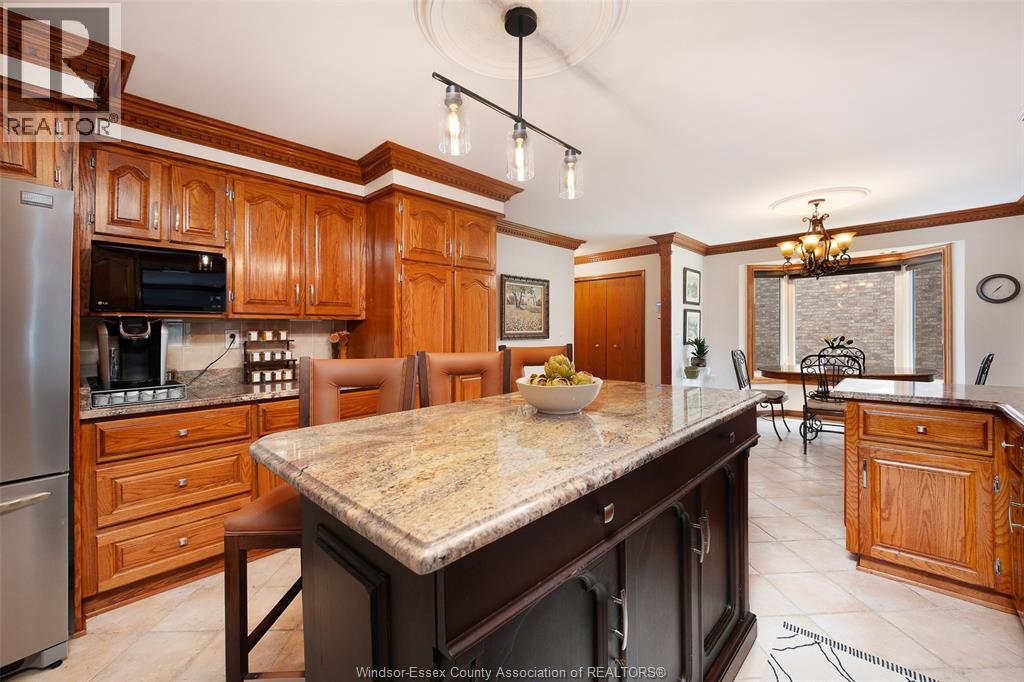 1825 Hebert Street, Tecumseh, Ontario  N8N 4G4 - Photo 12 - 26018050