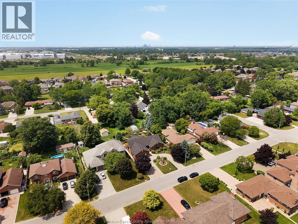 1825 Hebert Street, Tecumseh, Ontario  N8N 4G4 - Photo 48 - 26018050