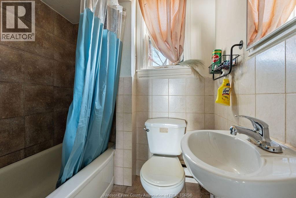 2558 Howard, Windsor, Ontario  N8X 3W2 - Photo 19 - 26018062