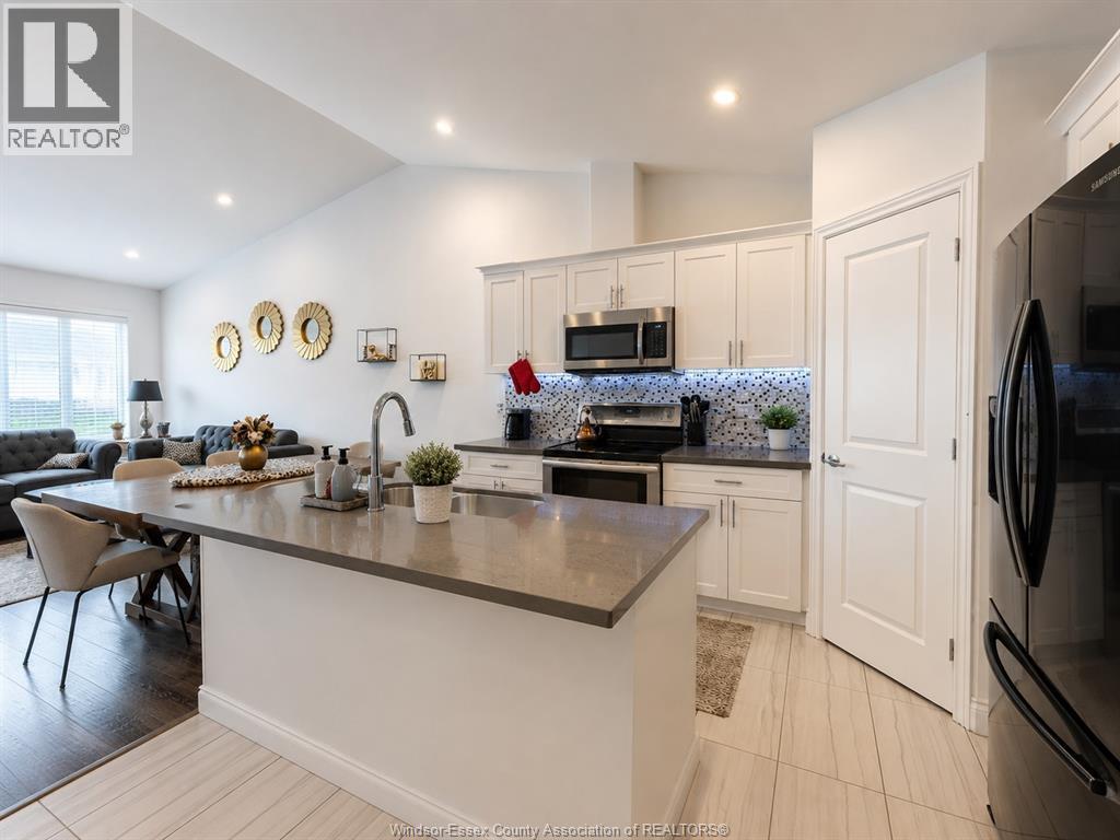 3639 Hallee Crescent, Windsor, Ontario  N8W 0B2 - Photo 4 - 26018060