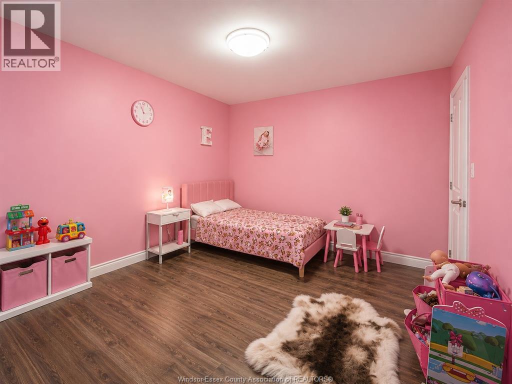 3639 Hallee Crescent, Windsor, Ontario  N8W 0B2 - Photo 6 - 26018060