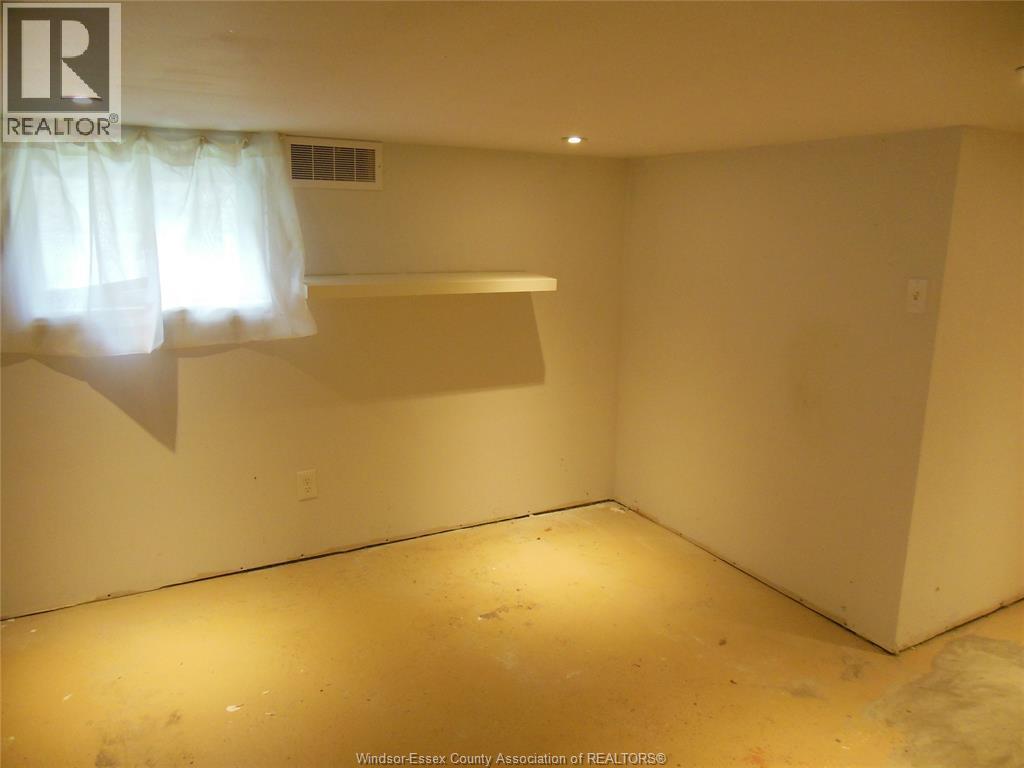 1548 Windermere, Windsor, Ontario  N8Y 3G3 - Photo 21 - 26018077
