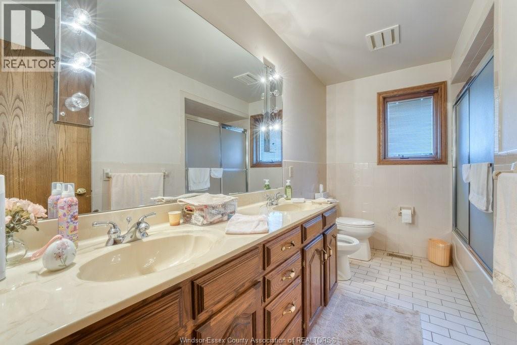 1030 Dandurand Court, Windsor, Ontario  N9E 4K5 - Photo 16 - 26018080
