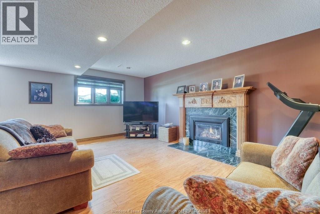 1030 Dandurand Court, Windsor, Ontario  N9E 4K5 - Photo 21 - 26018080