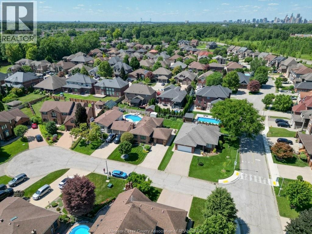 1030 Dandurand Court, Windsor, Ontario  N9E 4K5 - Photo 3 - 26018080