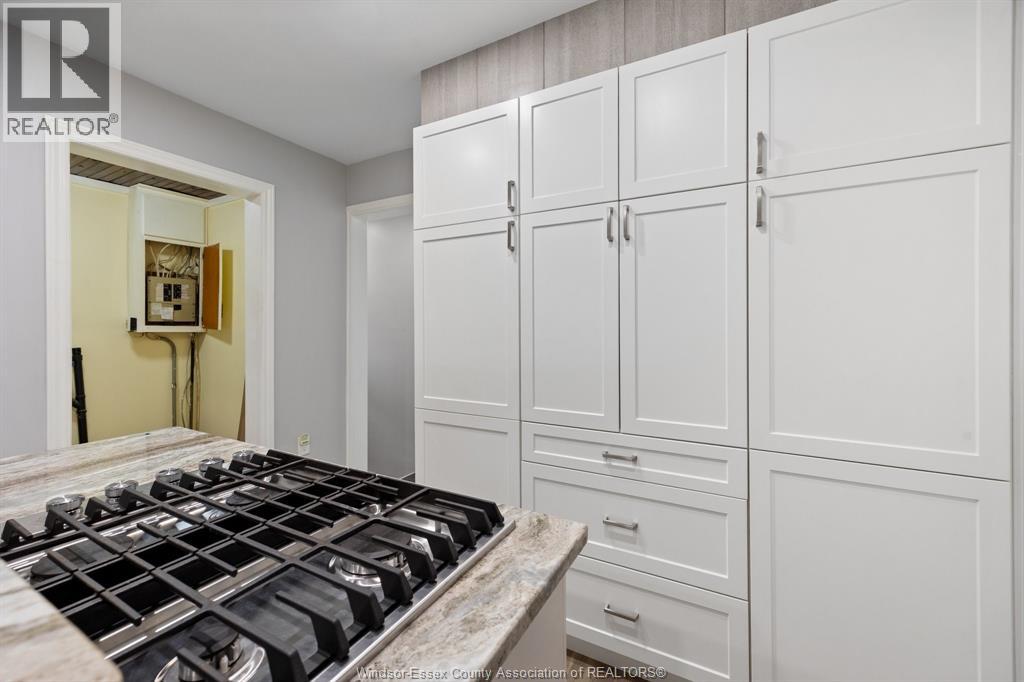 1134 California, Windsor, Ontario  N9B 2Z9 - Photo 10 - 26018081