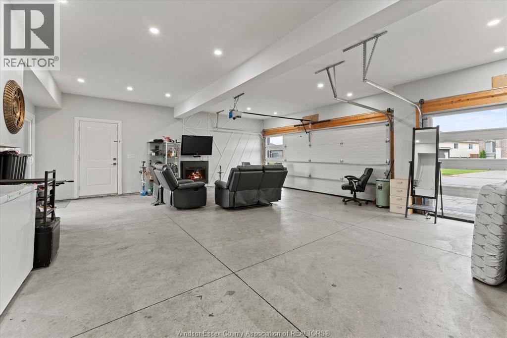 111 Lambert Street, Amherstburg, Ontario  N9V 0G6 - Photo 36 - 26018091