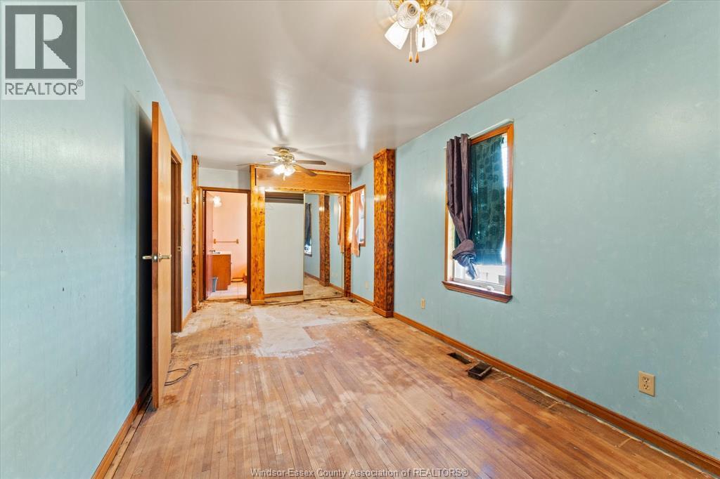 678 Capitol Street, Windsor, Ontario  N8X 3G1 - Photo 17 - 26018101