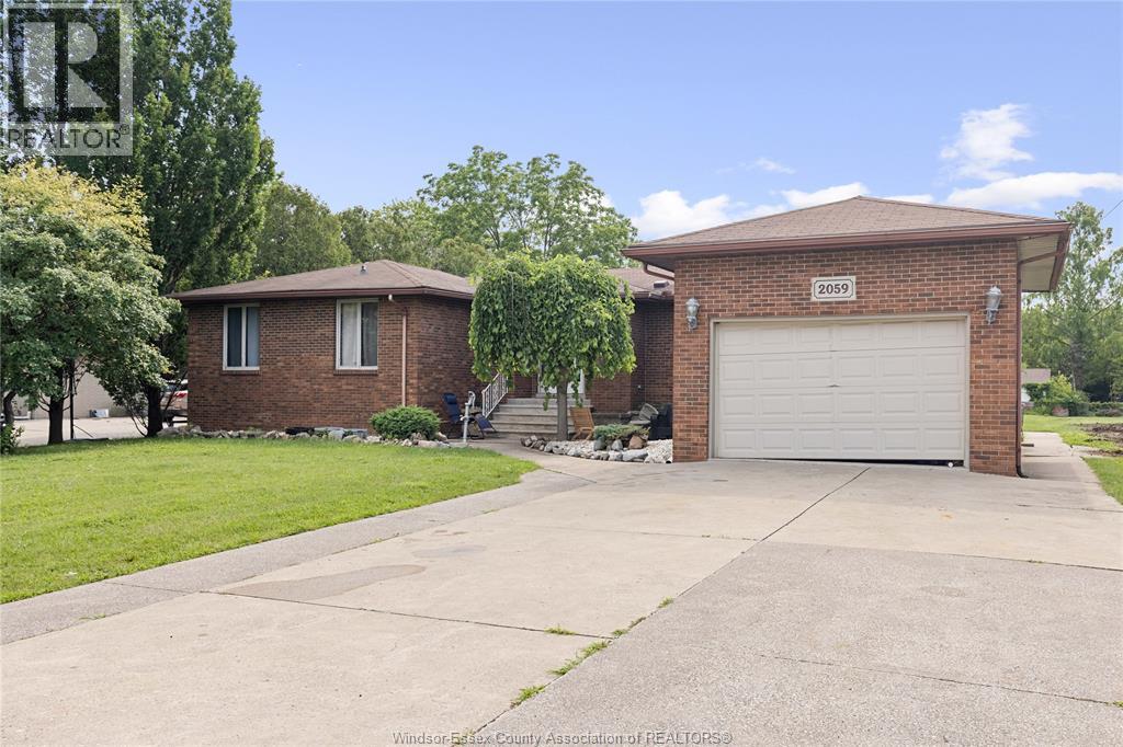 2059 Lesperance, Tecumseh, Ontario  N8X 1Y8 - Photo 2 - 26018021