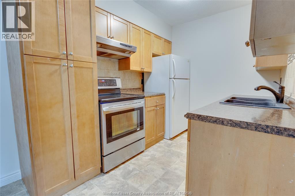 3355 Sandwich Street Unit# 104, Windsor, Ontario  N9C 1B2 - Photo 14 - 26018093