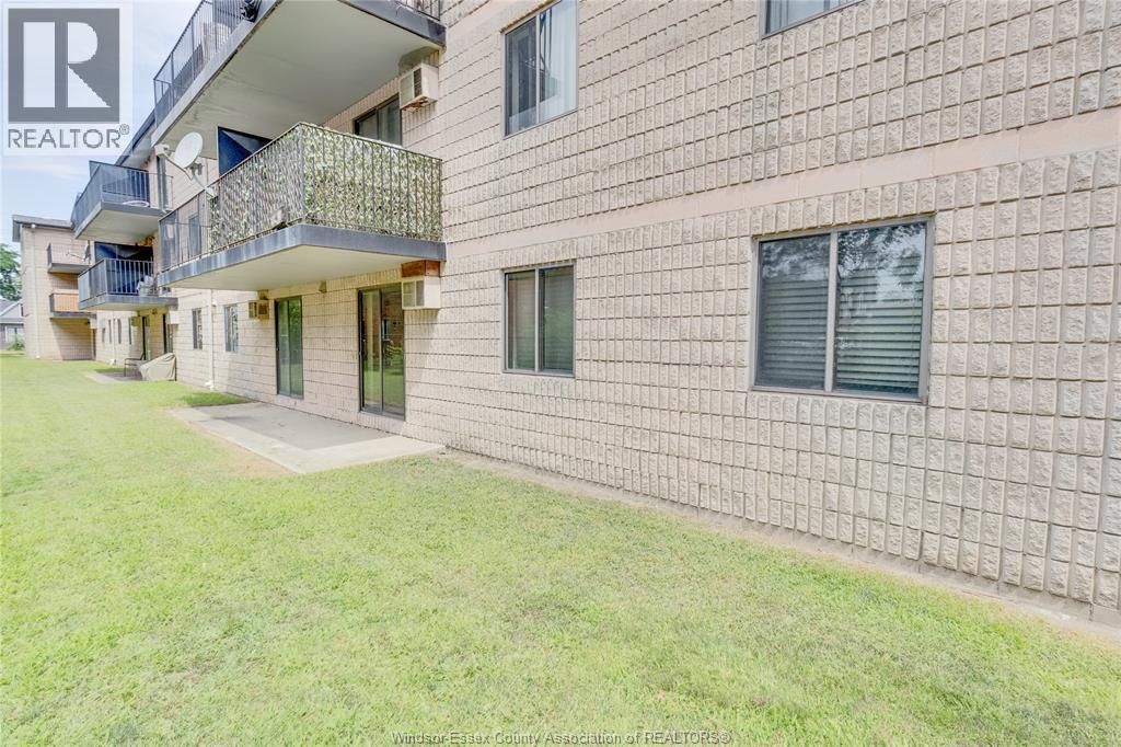 3355 Sandwich Street Unit# 104, Windsor, Ontario  N9C 1B2 - Photo 25 - 26018093