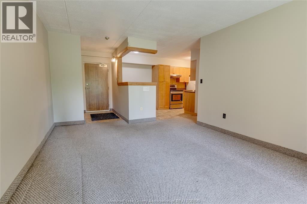 3355 Sandwich Street Unit# 104, Windsor, Ontario  N9C 1B2 - Photo 6 - 26018093