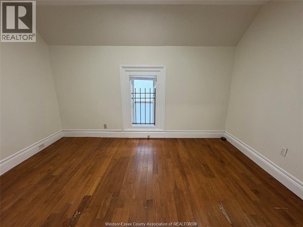 454 Crawford, Windsor, Ontario  N9A 5C4 - Photo 10 - 26018025