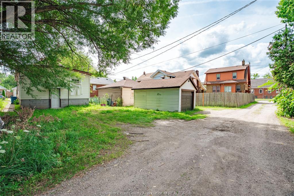 3668 King Street, Windsor, Ontario  N9C 1P5 - Photo 18 - 26018126