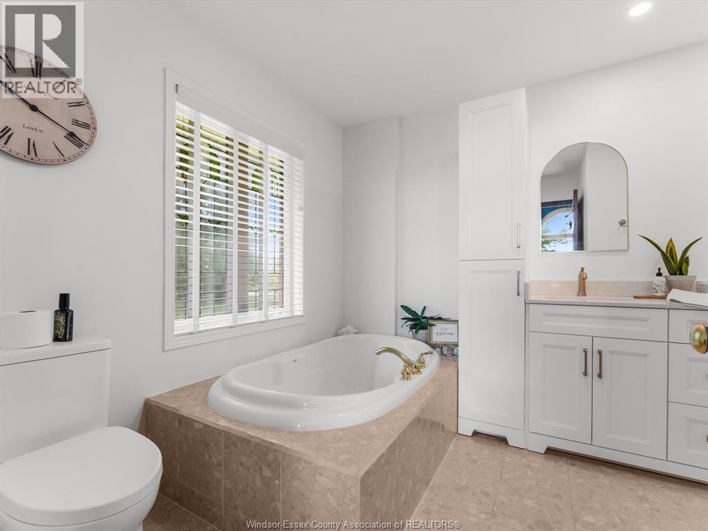 266 East Beach Road, Leamington, Ontario  N8H 3V7 - Photo 24 - 26018057