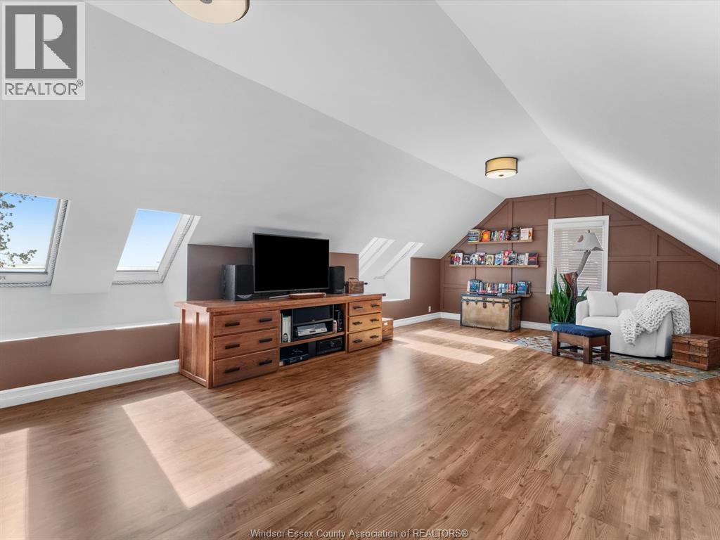 266 East Beach Road, Leamington, Ontario  N8H 3V7 - Photo 32 - 26018057