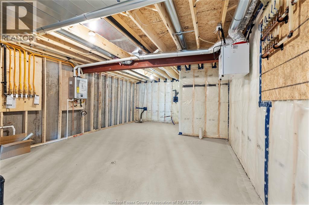 3325 Tullio, Lasalle, Ontario  N9H 1H3 - Photo 26 - 26018147