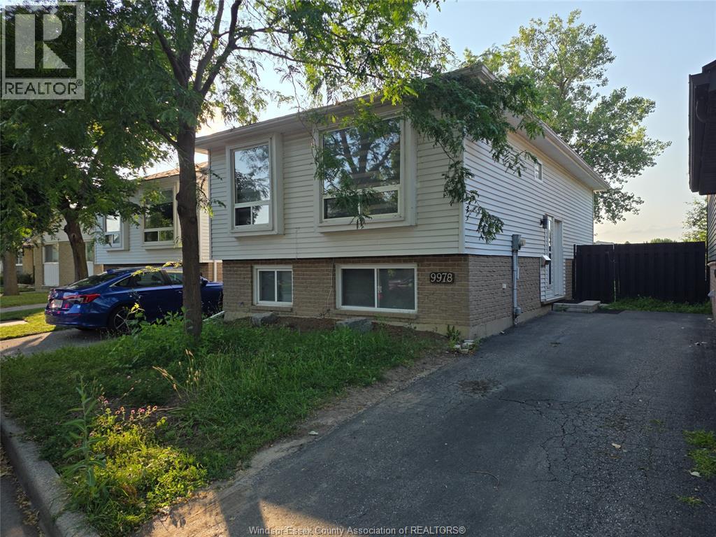 9978 Forest Glade Court Unit# 5, Windsor, Ontario  N8R 2B9 - Photo 1 - 26018136