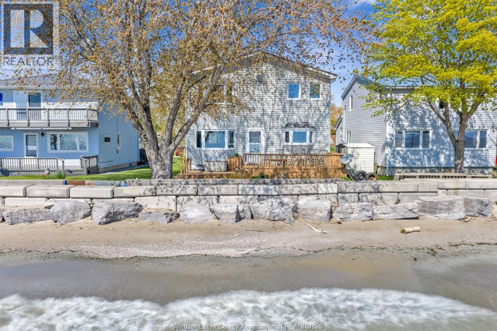 545 LAKEVIEW, Essex, Ontario