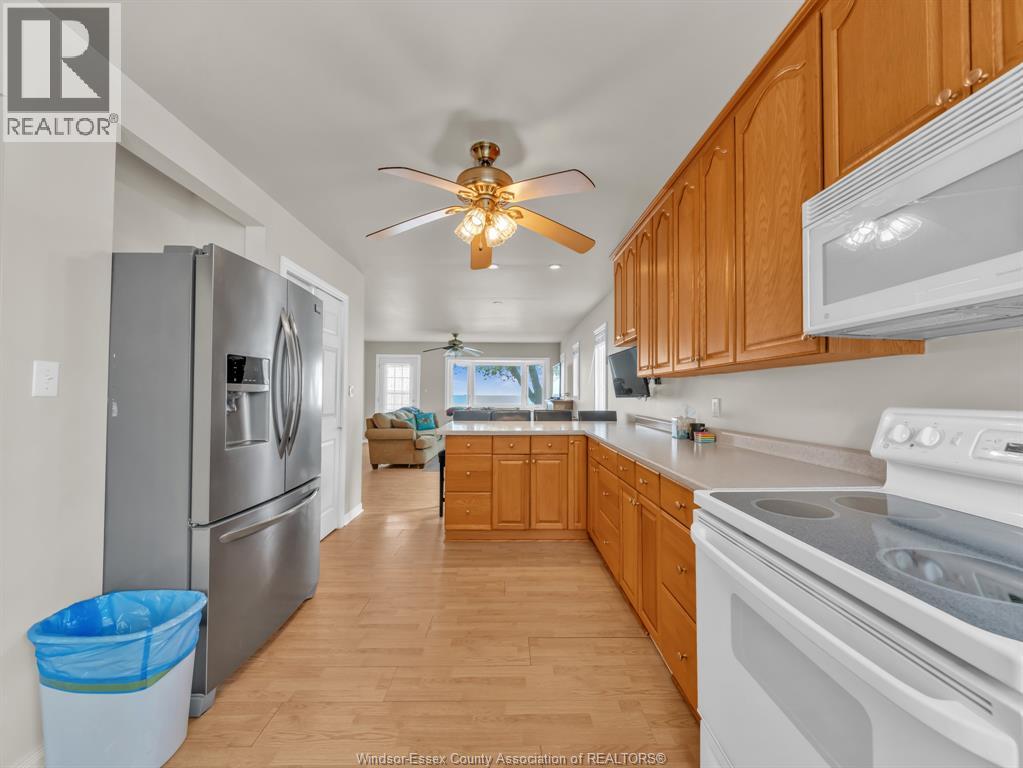 545 Lakeview, Essex, Ontario  N0R 1G0 - Photo 12 - 26018134