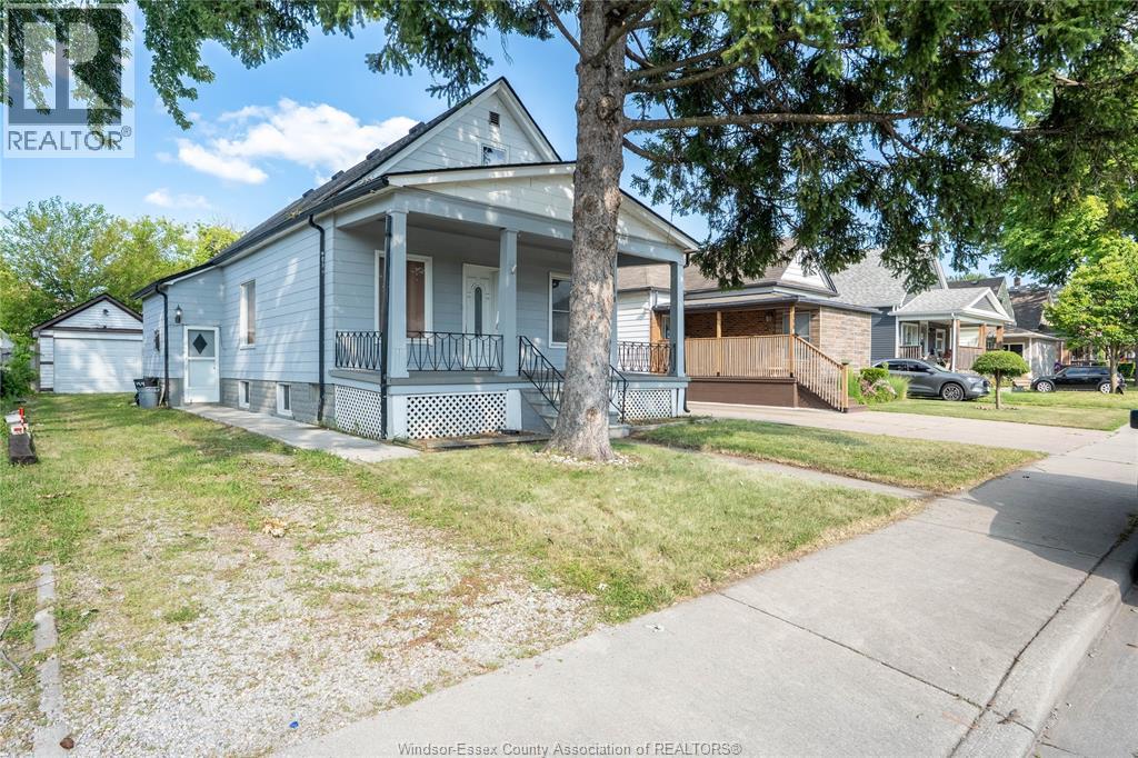 354 Curry Avenue, Windsor, Ontario  N9B 2B7 - Photo 2 - 26018156