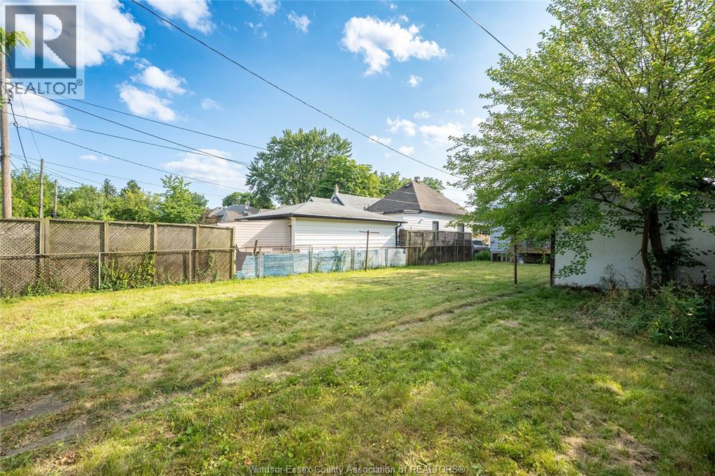 354 Curry Avenue, Windsor, Ontario  N9B 2B7 - Photo 20 - 26018156