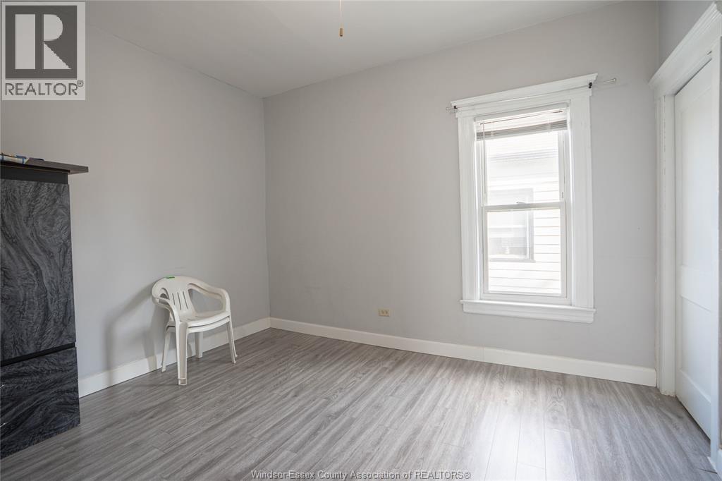354 Curry Avenue, Windsor, Ontario  N9B 2B7 - Photo 9 - 26018156