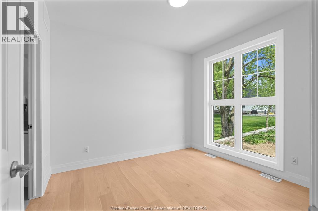 3315 Tullio, Lasalle, Ontario  N9H 1H3 - Photo 8 - 26018151