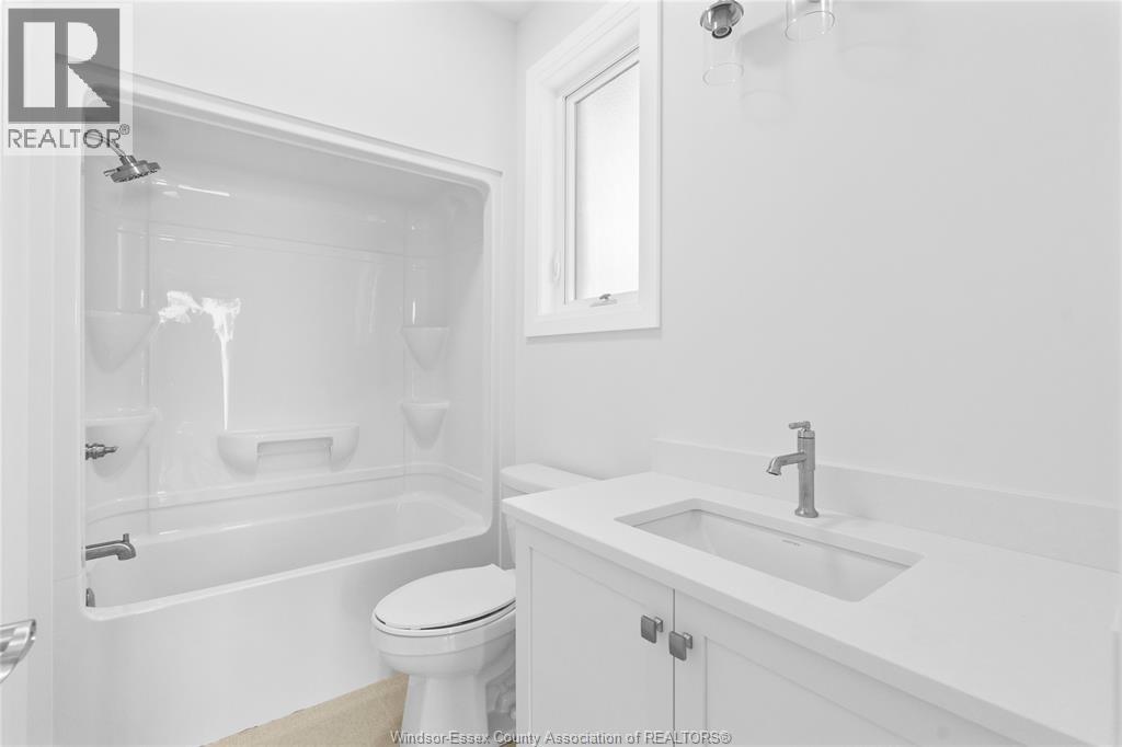 3315 Tullio, Lasalle, Ontario  N9H 1H3 - Photo 9 - 26018151