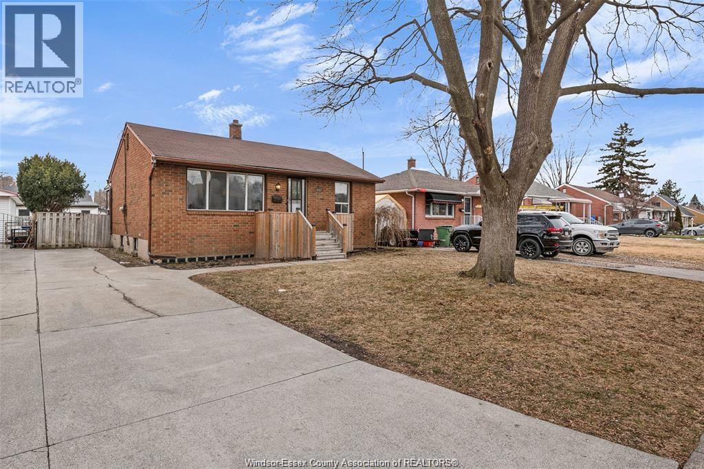 1217 Harrison Unit# 1, Windsor, Ontario  N9C 3J4 - Photo 3 - 26018140