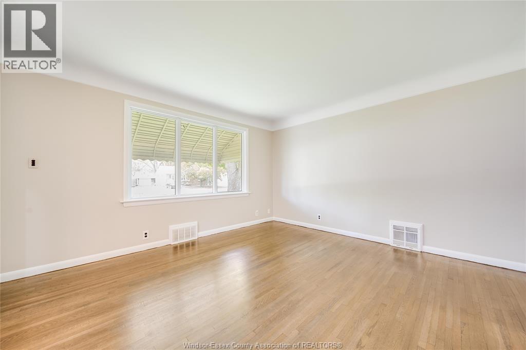 3264 Dominion Boulevard, Windsor, Ontario  N9E 2N5 - Photo 5 - 26018175