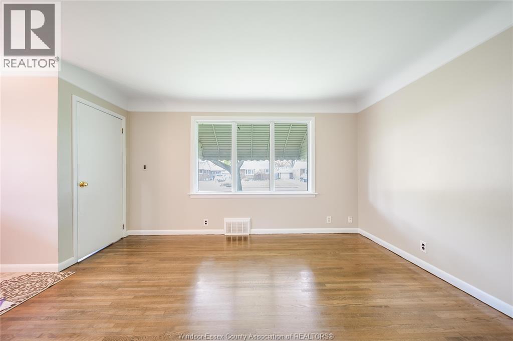 3264 Dominion Boulevard, Windsor, Ontario  N9E 2N5 - Photo 8 - 26018175