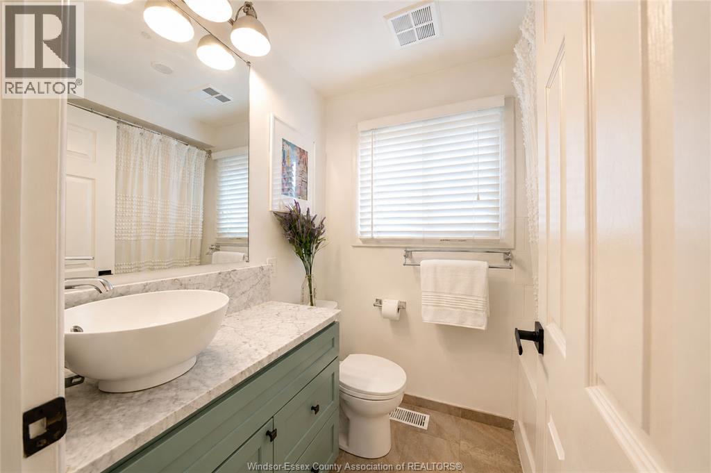 3939 Longfellow, Windsor, Ontario  N9G 2B4 - Photo 16 - 26018173