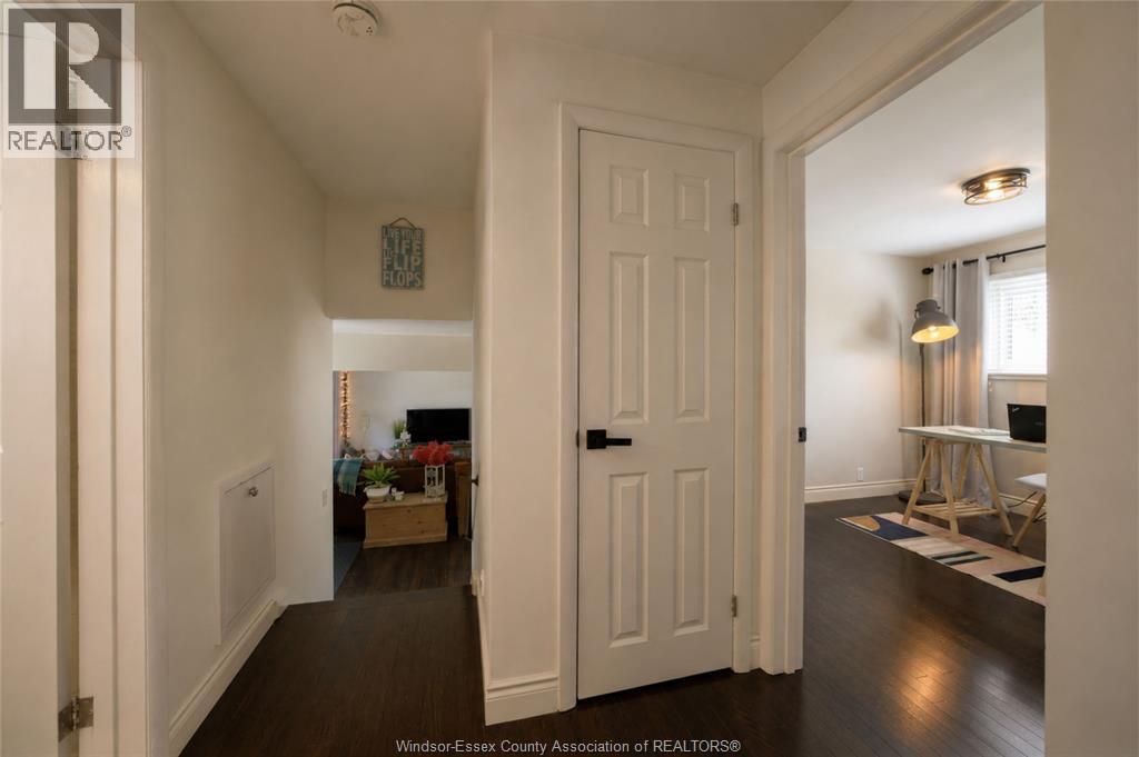 3939 Longfellow, Windsor, Ontario  N9G 2B4 - Photo 19 - 26018173