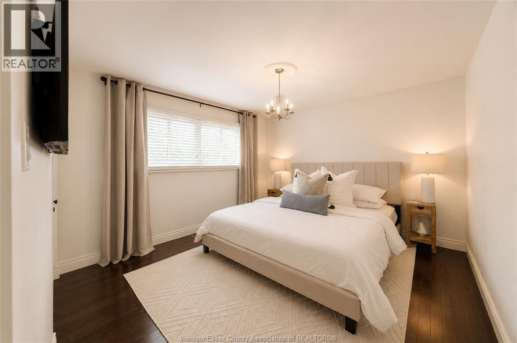 3939 Longfellow, Windsor, Ontario  N9G 2B4 - Photo 24 - 26018173