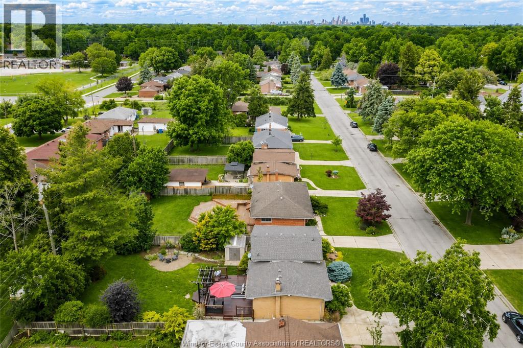 3939 Longfellow, Windsor, Ontario  N9G 2B4 - Photo 46 - 26018173