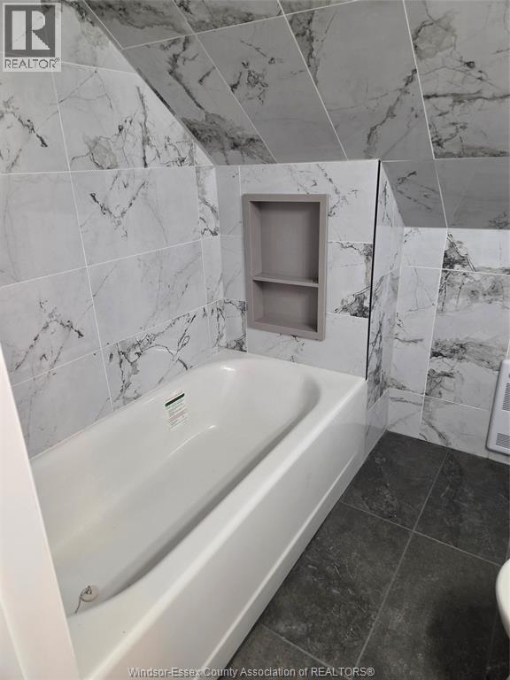 456 Elliot East, Windsor, Ontario  N9A 3R9 - Photo 8 - 26018154