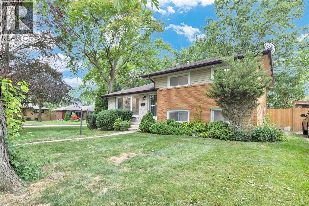 465 Greendale Drive, Windsor, Ontario  N8S 4A5 - Photo 2 - 26018190