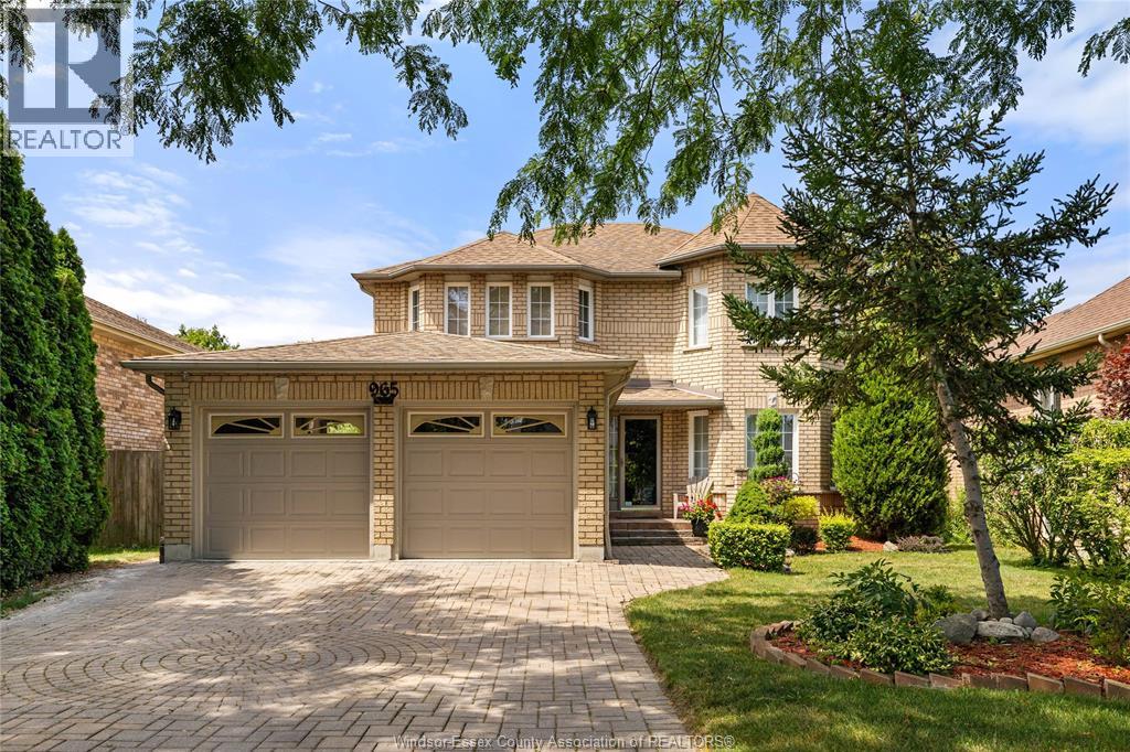 965 Greenpark, Windsor, Ontario  N8P 1J1 - Photo 1 - 26018186