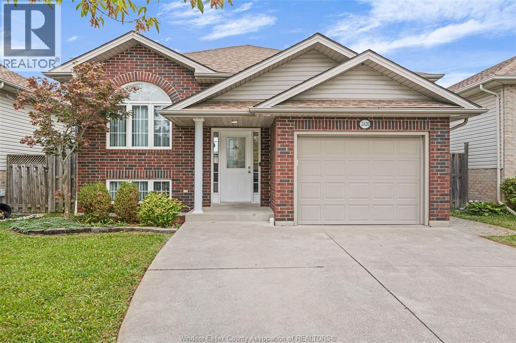 2420 Venetian Avenue, Windsor, Ontario  N8P 1W7 - Photo 1 - 26018174