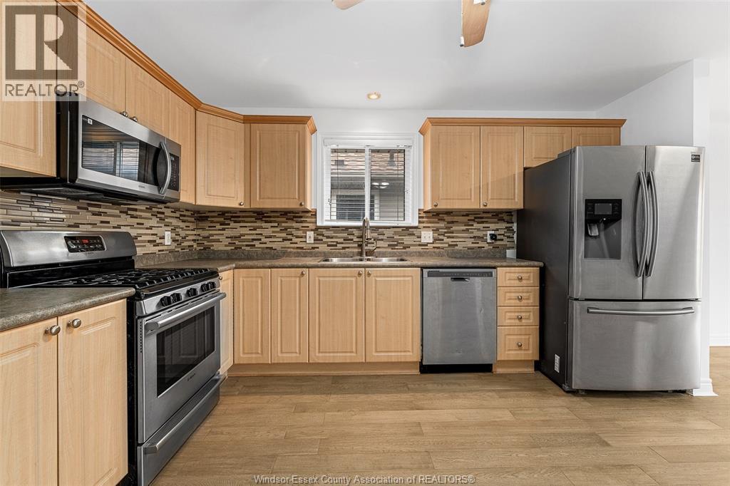 2420 Venetian Avenue, Windsor, Ontario  N8P 1W7 - Photo 13 - 26018174