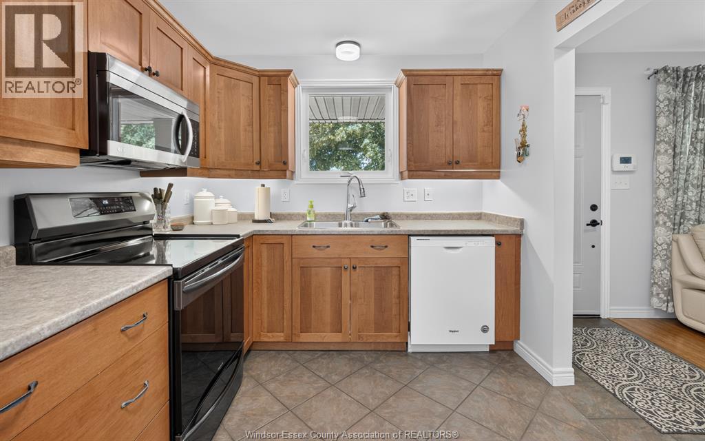 2509 Ellrose, Windsor, Ontario  N8W 5E8 - Photo 12 - 26018218