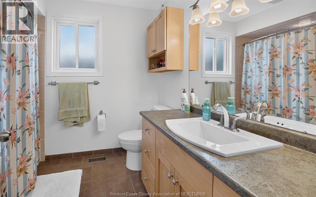 2509 Ellrose, Windsor, Ontario  N8W 5E8 - Photo 21 - 26018218