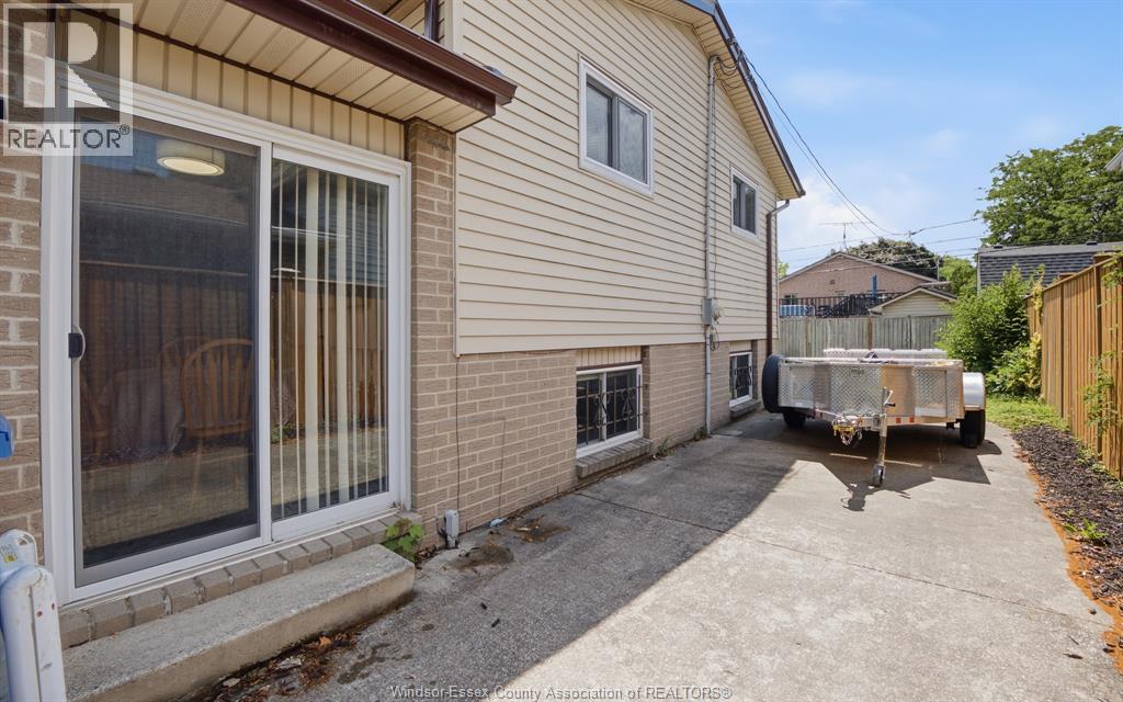 2509 Ellrose, Windsor, Ontario  N8W 5E8 - Photo 30 - 26018218