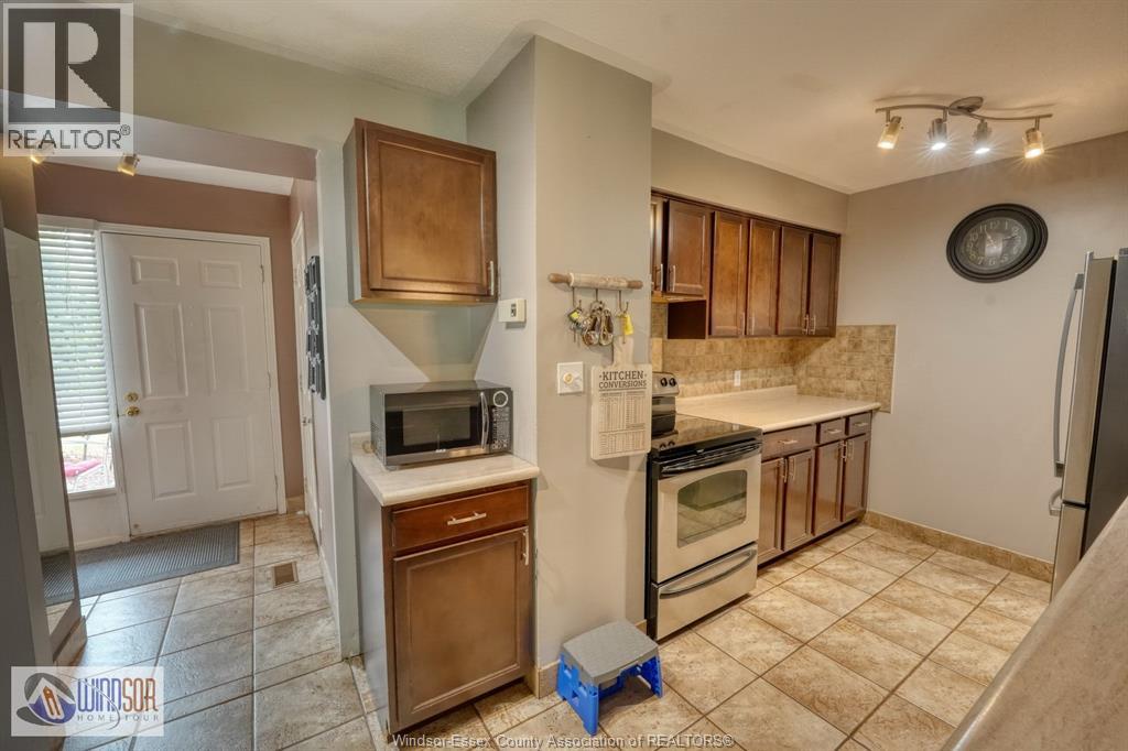 1277 Cardinal Crescent, Tecumseh, Ontario  N8N 4V1 - Photo 5 - 26018227