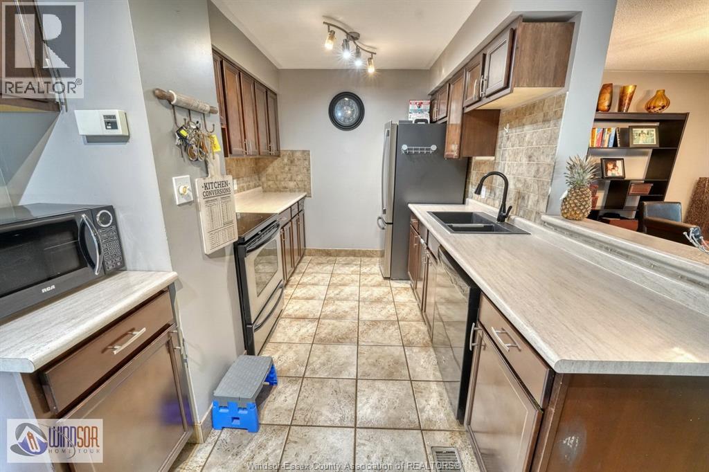 1277 Cardinal Crescent, Tecumseh, Ontario  N8N 4V1 - Photo 6 - 26018227